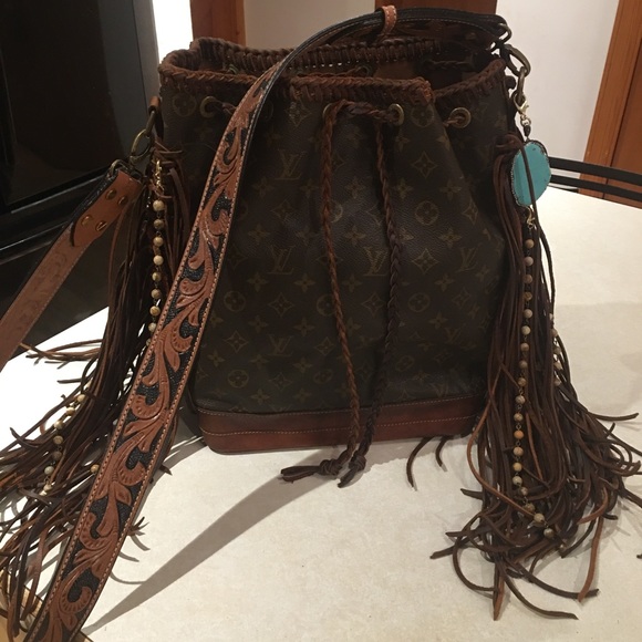 SOLD—Vintage Louis Vuitton Boho fringe Noe GM - Picture 3 of 16